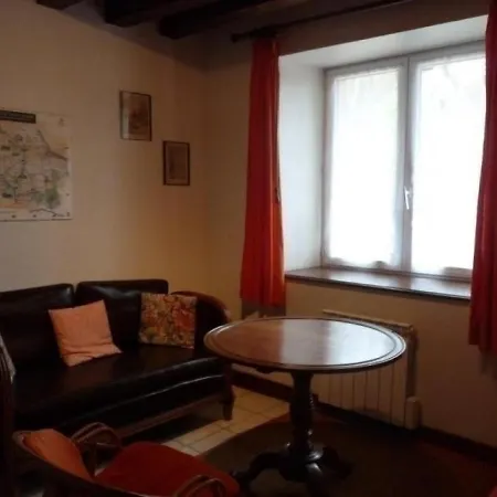 Tatil Evi Vallon-en-sully, 3 Pieces, 4 Personnes - Fr-1-489-171